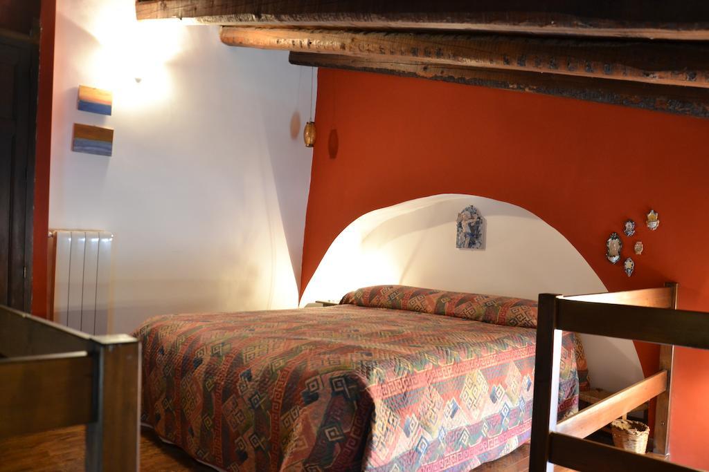 La Casa Del Pittore Di Petralia Петралия Сопрана Екстериор снимка