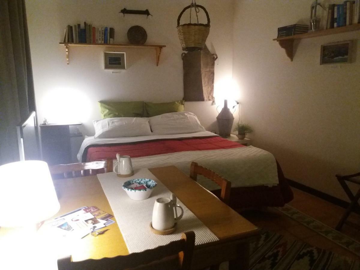 La Casa Del Pittore Di Petralia Петралия Сопрана Екстериор снимка